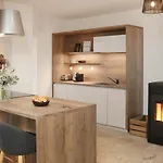 La Maison Aux Fleurs By La Boite En Courteuil