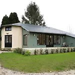 La Maison Aux Fleurs By La Boite En * Courteuil