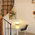 La Maison Aux Fleurs By La Boite En * Courteuil