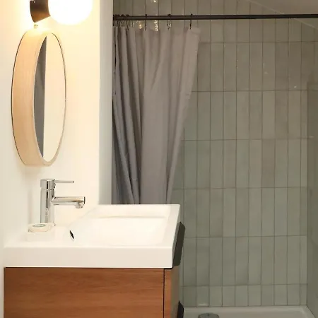 La Maison Aux Fleurs By La Boite En * Courteuil