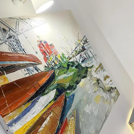 La Maison Aux Fleurs By La Boite En