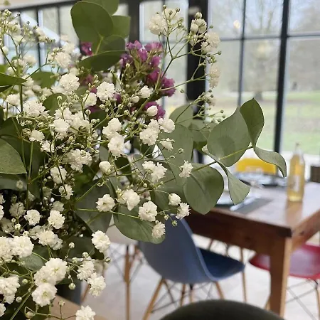 بيت للعطل La Maison Aux Fleurs By La Boite En