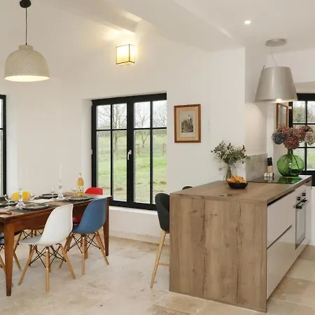 Tatil Evi La Maison Aux Fleurs By La Boite En