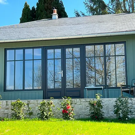 La Maison Aux Fleurs By La Boite En Courteuil